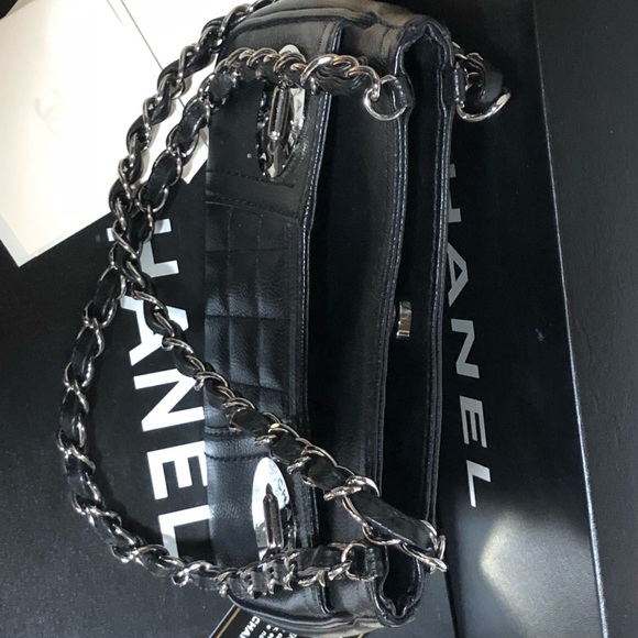 Chanel Sac Pochette Authentic & Rare Leather Bag - Picture 5 of 8